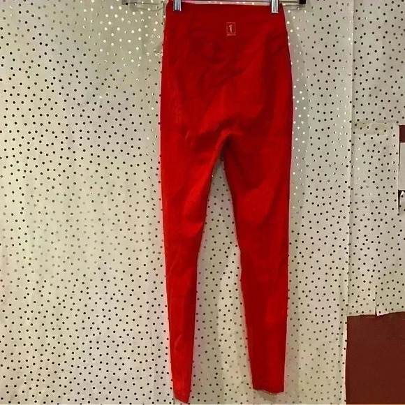 1st Phorm Red Leggings - Picture 11 of 11